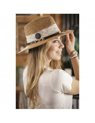 Pénélope RaphieStraw hat
