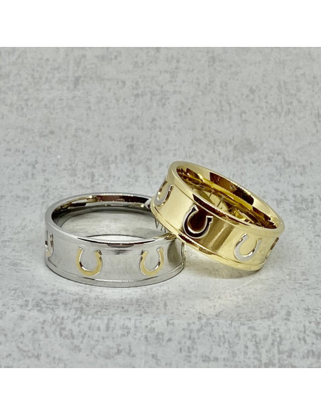 Tilva Horse Shoe Ring