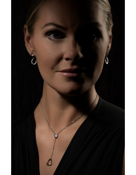 Halsband stigbygel med sten