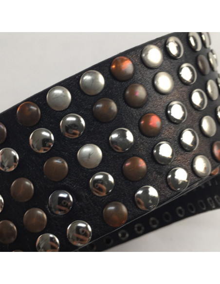 Pikeur Läderskärp med nitar