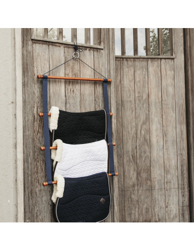 Kentucky Saddle Pad holder Luxe